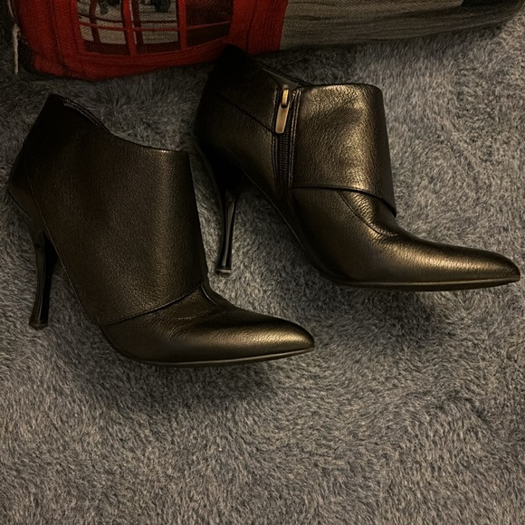 Enzo Angiolini Leather Ankle Booties Size 8 - Picture 4 of 14
